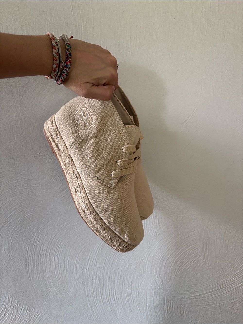 Tory Burch Beige Canvas Espadrille Sneaker Womens Size 6